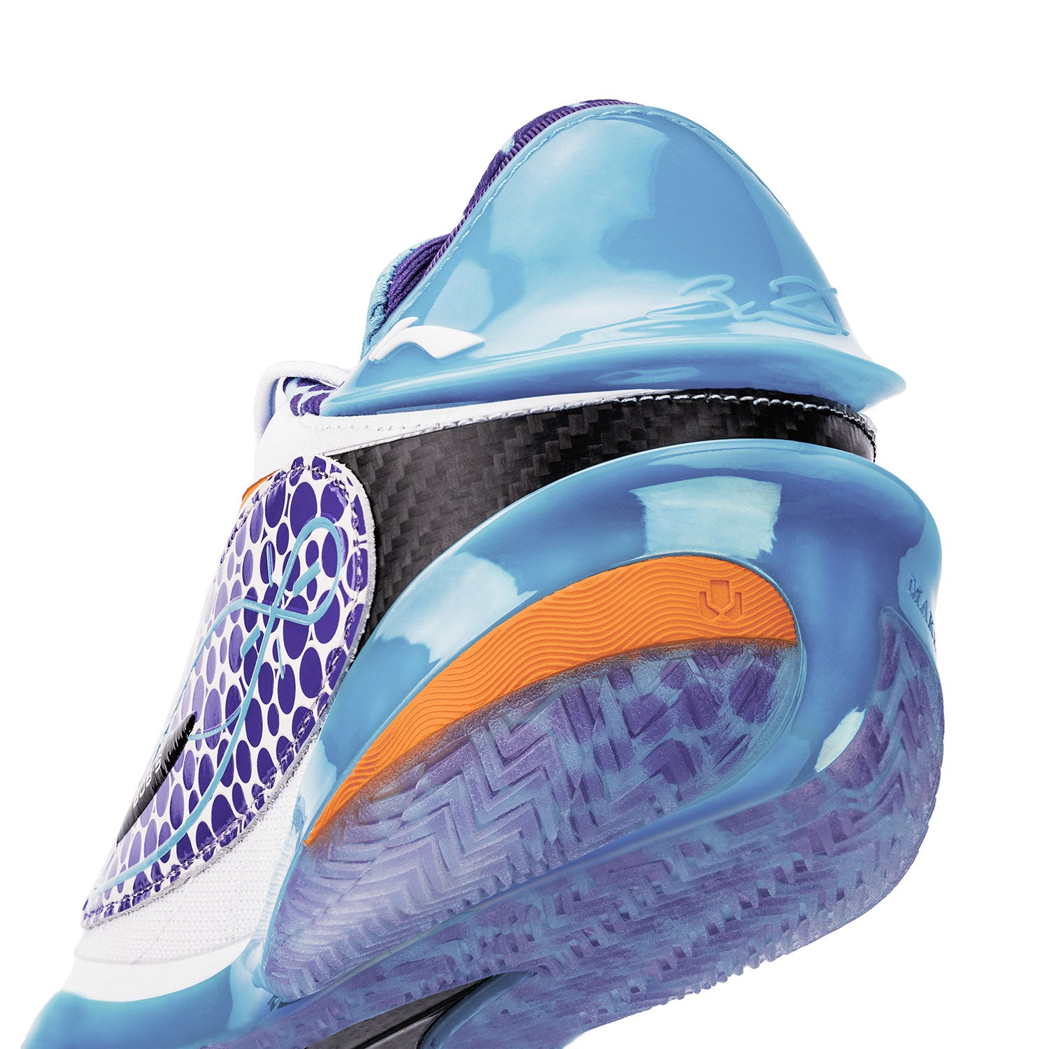 Wade 808 5 Ultra Running Shoes for Men | Stingray