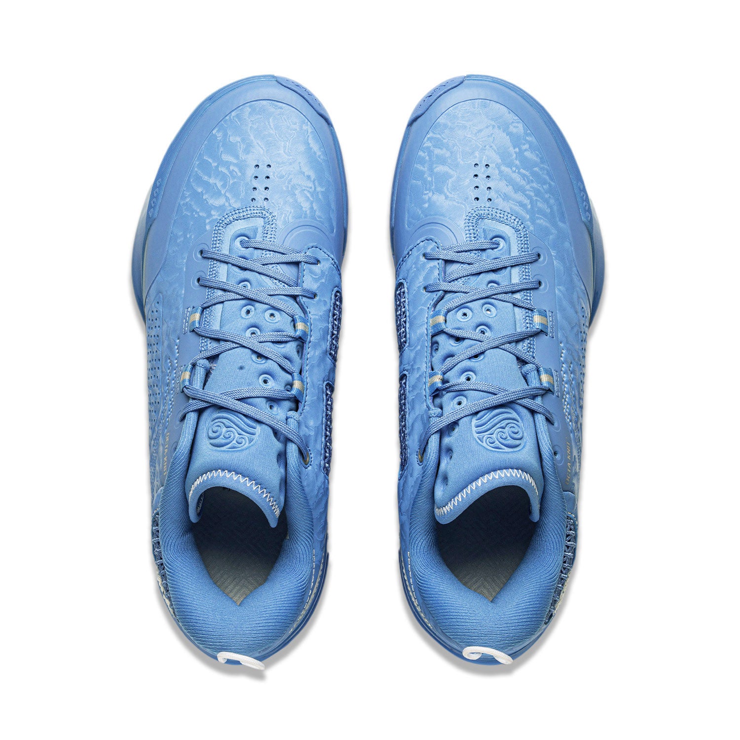 Wade 808 4 Ultra Basketball Shoes in Powder Blue | Performance Sneakers