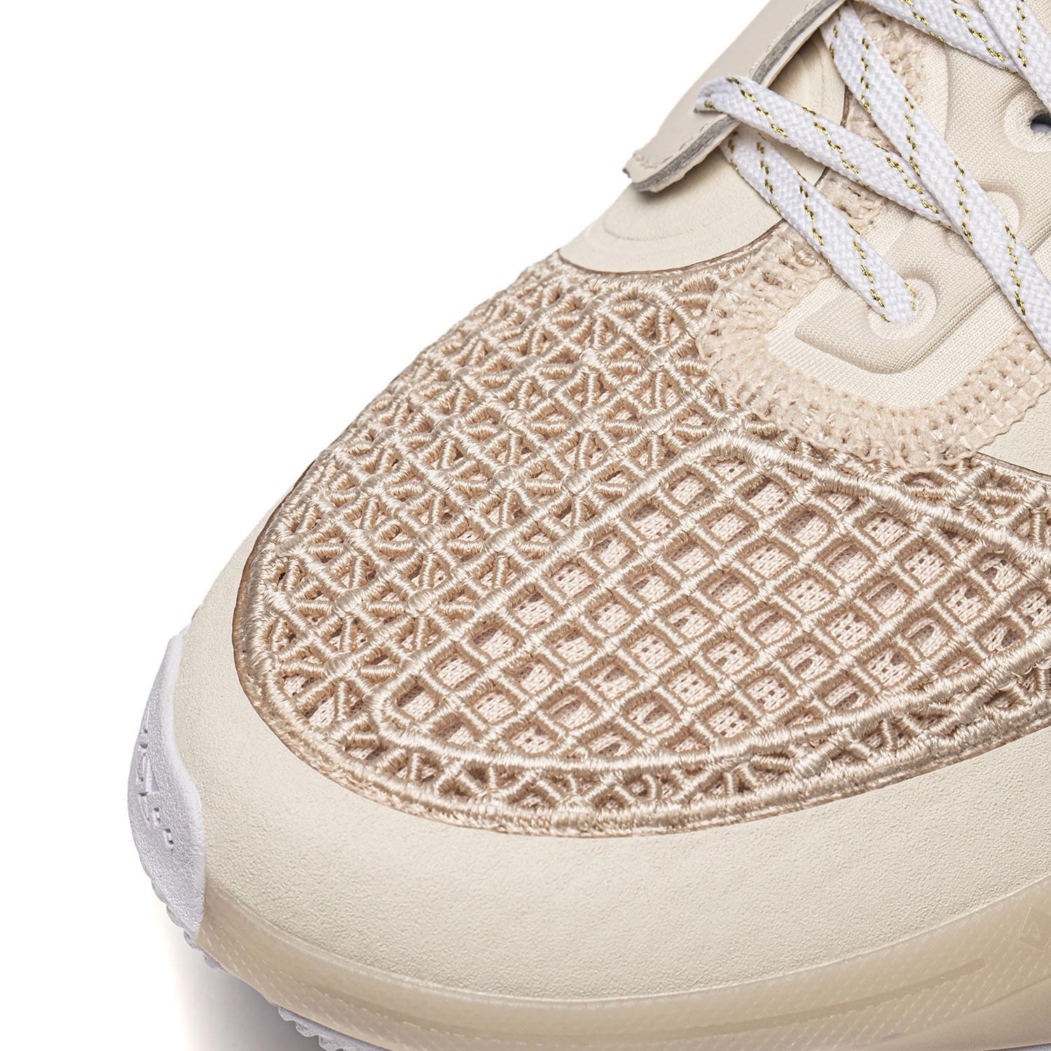 Wade 808 4 Ultra Running Shoes in Champagne | Wade Athletics