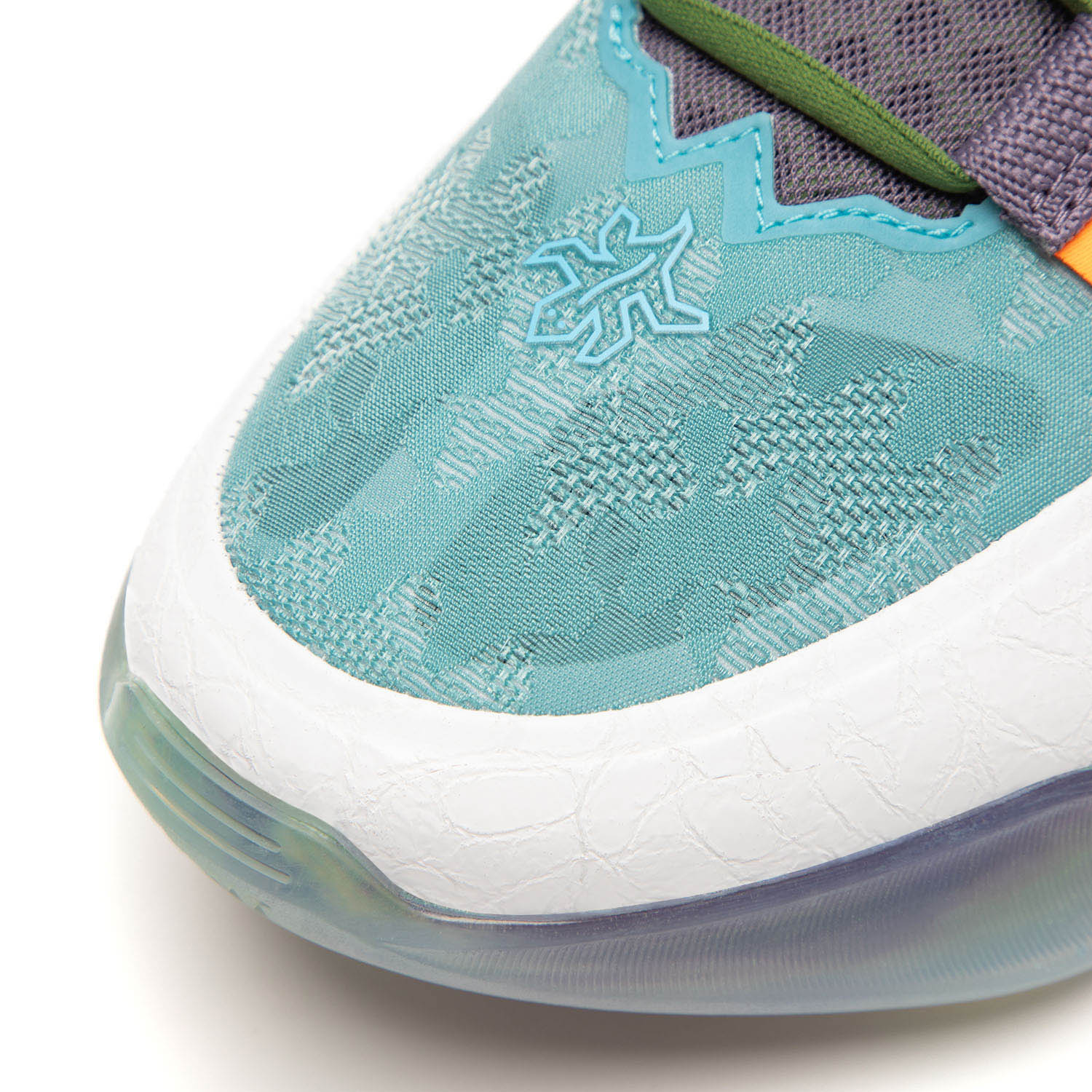 Wade All City 13 Basketball Shoes | Lizard Design